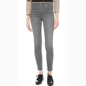 Madewell High Riser Skinny Jeans in Dusty Wash